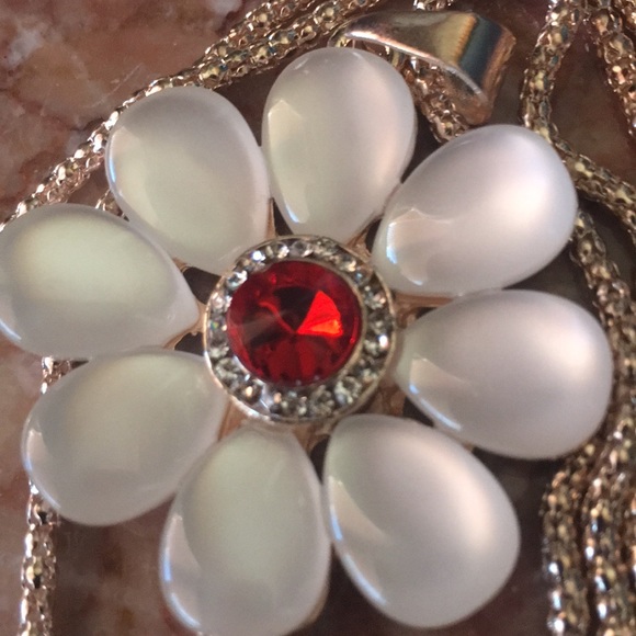 Opal Flower*Drop Crystal Necklace - Picture 13 of 13